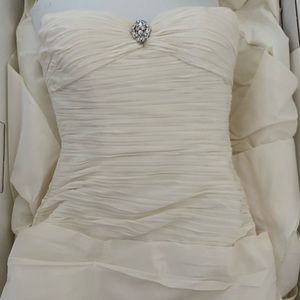 Vineyard Collection “Lucy” Wedding Dress